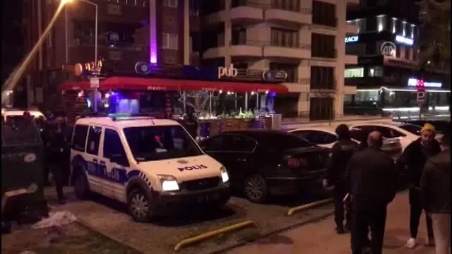 Bıçaklı kavga: 3 yaralı Bıçaklı kavga: 3 yaralı