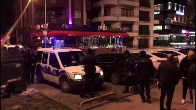 Bıçaklı kavga: 3 yaralı Bıçaklı kavga: 3 yaralı