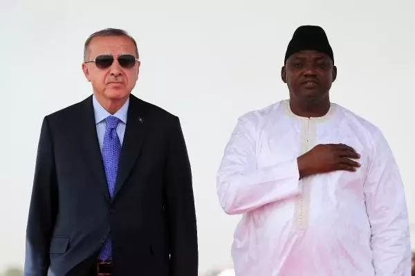 Cumhurbaşkanı Erdoğan Gambiya'da Cumhurbaşkanı Erdoğan Gambiya'da