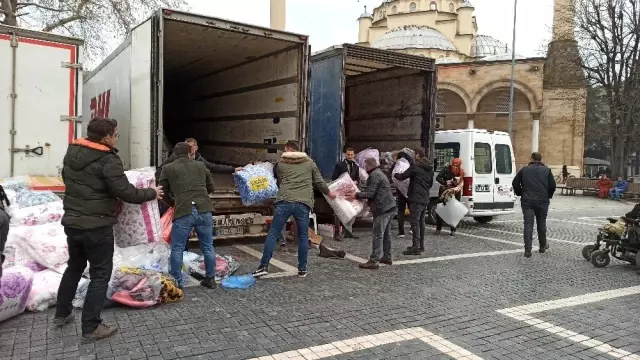 Düzce'den depremzedelere yardımlar devam ediyor