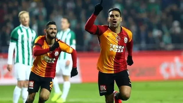 Falcao ve Emre Akbaba'dan muhteşem dönüş