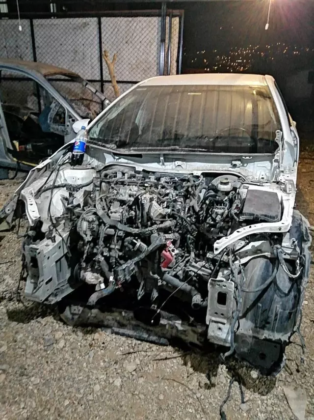 Hacizli araçları parçalayıp satan 3 kişi gözaltına alındı