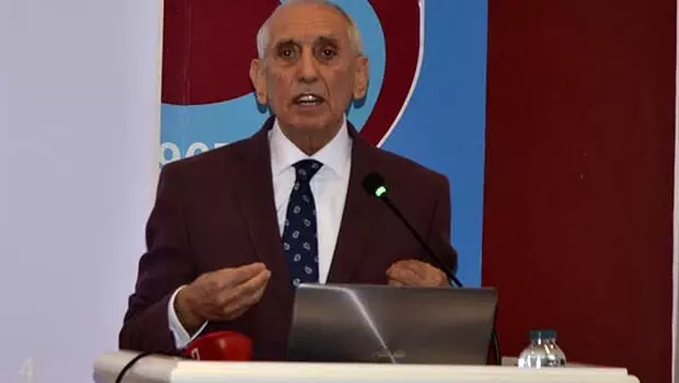 Özkan Sümer: Futbolu kaos içerisinde yürütmeye çalışıyoruz Özkan Sümer: Futbolu kaos içerisinde yürütmeye çalışıyoruz