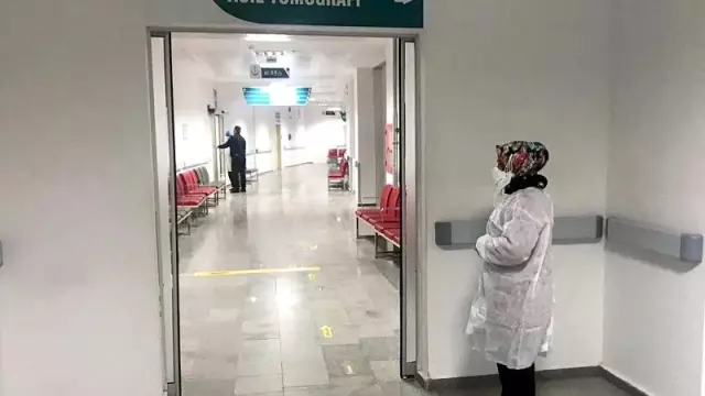 Aksaray'da koronavirüs şüphesiyle hastaneye kaldırılan 12 kişi taburcu edildi Aksaray'da koronavirüs şüphesiyle hastaneye kaldırılan 12 kişi taburcu edildi
