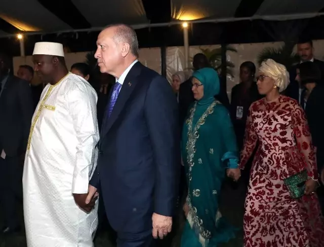 Cumhurbaşkanı Erdoğan resmi devlet yemeğine katıldı Cumhurbaşkanı Erdoğan resmi devlet yemeğine katıldı