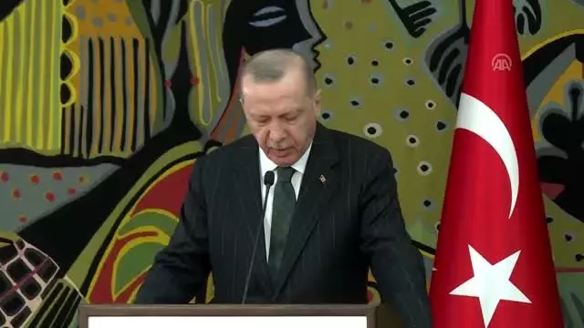 Cumhurbaşkanı Erdoğan: 'Senegal, FETÖ terör örgütüyle mücadelemizi anlayan ve bize hak veren bir... Cumhurbaşkanı Erdoğan: 'Senegal, FETÖ terör örgütüyle mücadelemizi anlayan ve bize hak veren bir...
