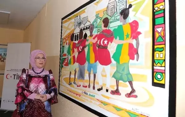 Emine Erdoğan, Senegal'de rehabilitasyon merkezi açılışını yaptı Emine Erdoğan, Senegal'de rehabilitasyon merkezi açılışını yaptı