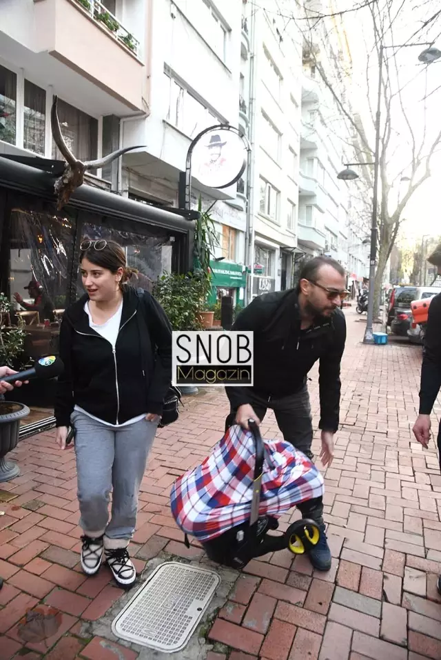 Hazal Kaya'dan flaş karar! Hazal Kaya'dan flaş karar!