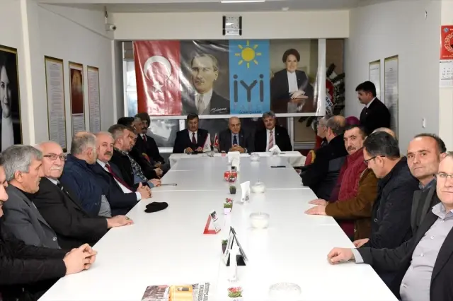 İYİ Partili Cihan Paçacı: 'Türkiye'nin deprem bölgelerindeki tüm binalar yeniden elden geçirilsin' İYİ Partili Cihan Paçacı: 'Türkiye'nin deprem bölgelerindeki tüm binalar yeniden elden geçirilsin'