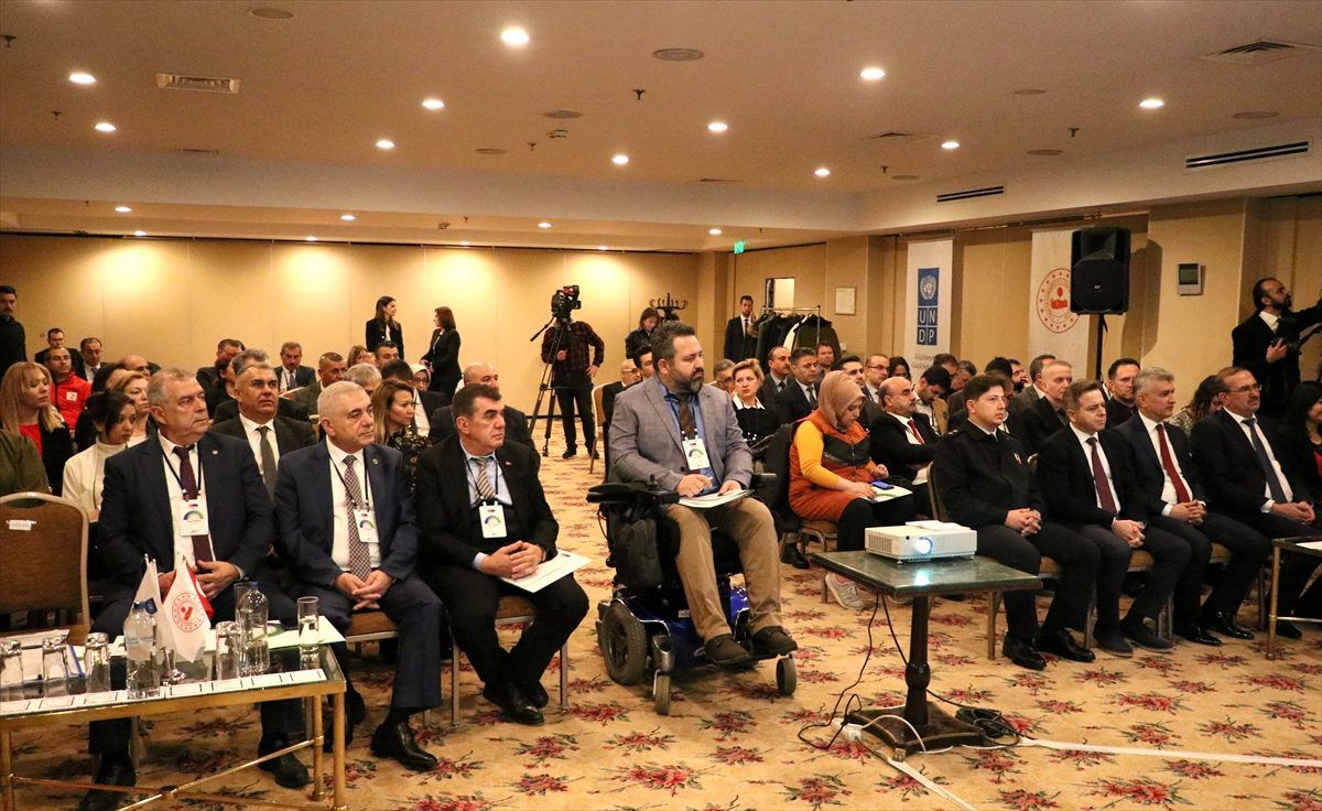 İzmir'de 'İç Güvenlik Sektörünün Sivil Gözetiminin Güçlendirilmesi Projesi' toplantısı yapıldı