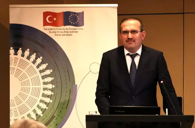 İzmir'de 'İç Güvenlik Sektörünün Sivil Gözetiminin Güçlendirilmesi Projesi' toplantısı yapıldı