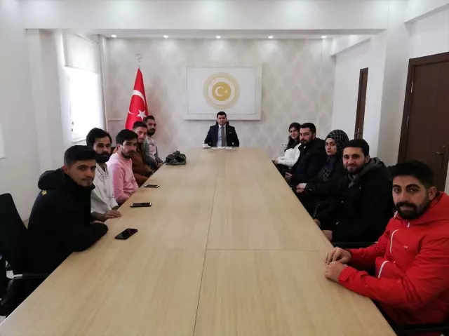 Kaymakam Sarı Eleşkirtli gençlerle buluştu