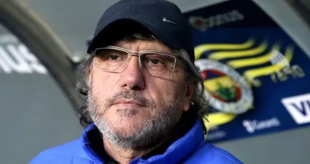 Mustafa Reşit Akçay kimdir? Mustafa Reşit Akçay kimdir, hangi takımı çalıştırıyor?