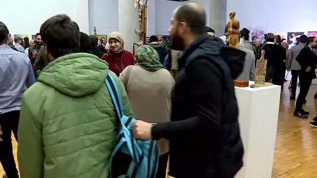 Sanat ve edebiyat dünyası 'Göç Sanatı' programında buluştu Sanat ve edebiyat dünyası 'Göç Sanatı' programında buluştu