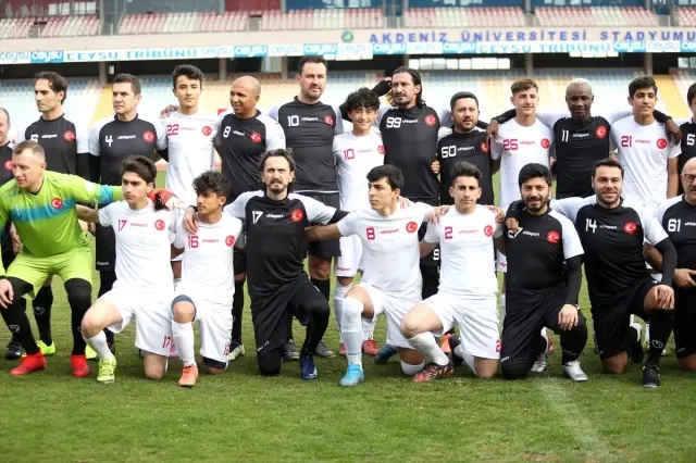 Sosyal Uyum Futbol Turnuvası Antalya'da yapıldı Sosyal Uyum Futbol Turnuvası Antalya'da yapıldı