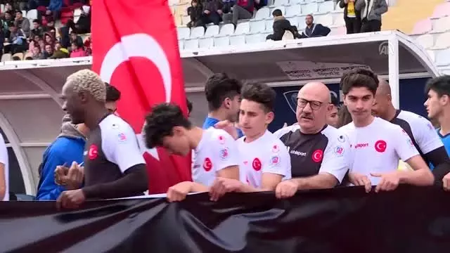 Sosyal Uyum Futbol Turnuvası yapıldı Sosyal Uyum Futbol Turnuvası yapıldı