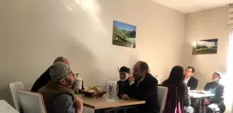 Eyüp Aytekin: Yusufeli Kaymakamı Özdemir, yaşlı konuk evindeki yaşlılarla bir araya geldi Eyüp Aytekin: Yusufeli Kaymakamı Özdemir, yaşlı konuk evindeki yaşlılarla bir araya geldi