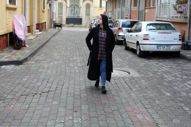 Ailesinin öldü zannedip cenaze hazırlıkları yaptığı Aysu, genç kız oldu Ailesinin öldü zannedip cenaze hazırlıkları yaptığı Aysu, genç kız oldu