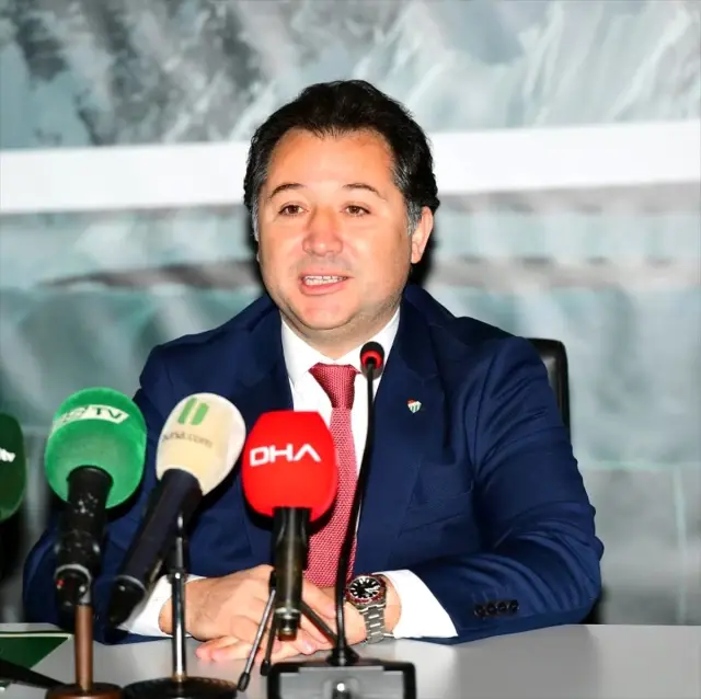 Bursaspor, Traore ile sözleşme imzaladı