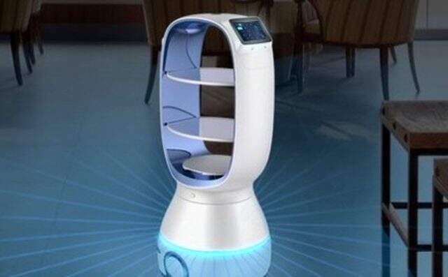 Çin'de 'Ufak Fıstık' adlı robot karantinadaki insanlara yiyecek götürüyor