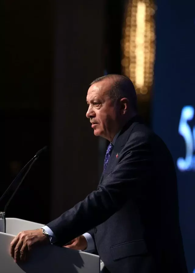 Cumhurbaşkanı Erdoğan 5. Anadolu Medya Ödülleri töreninde konuştu: (1) Cumhurbaşkanı Erdoğan 5. Anadolu Medya Ödülleri töreninde konuştu: (1)