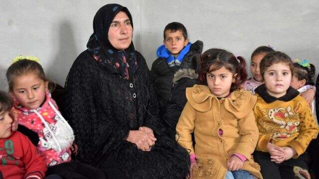 Depremde iki kişiyi enkazdan öıkaran Suriyeli Mahmud'un ailesi evsiz kaldı