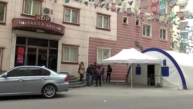 'Diyarbakır anneleri' 150 gündür evlatları için nöbette 'Diyarbakır anneleri' 150 gündür evlatları için nöbette