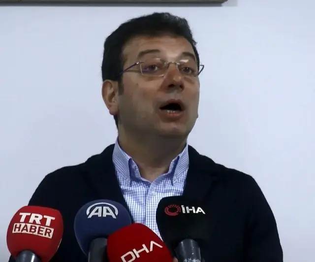 İmamoğlu, gelen tepkiler üzerine kameralar karşısına geçti: Kayak yapmak zil takıp oynamak değil İmamoğlu, gelen tepkiler üzerine kameralar karşısına geçti: Kayak yapmak zil takıp oynamak değil