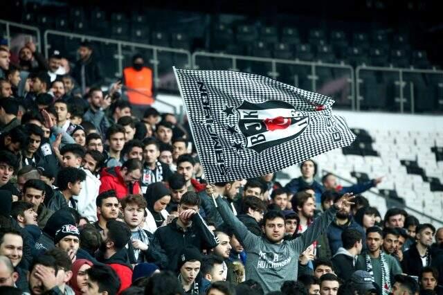 İşte Sergen Yalçın için düzenlenen imza töreninden kareler!