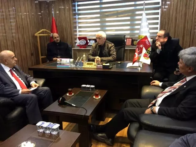 İYİ Parti heyetinden Bayburt Gazeteciler Cemiyeti'ne ziyaret İYİ Parti heyetinden Bayburt Gazeteciler Cemiyeti'ne ziyaret