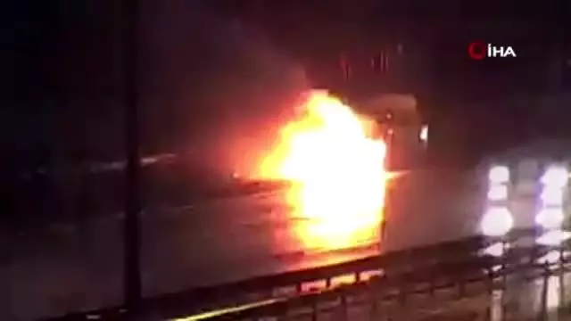Yeni aldığı ikinci el otomobili kül olan sürücü o anları gülerek anlattı Yeni aldığı ikinci el otomobili kül olan sürücü o anları gülerek anlattı