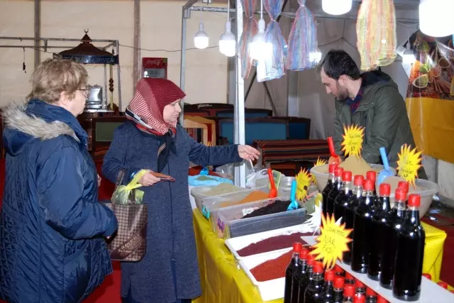 Ataşehir'de Yöresel Ürünler ve Marka Fuarı açıldı Ataşehir'de Yöresel Ürünler ve Marka Fuarı açıldı