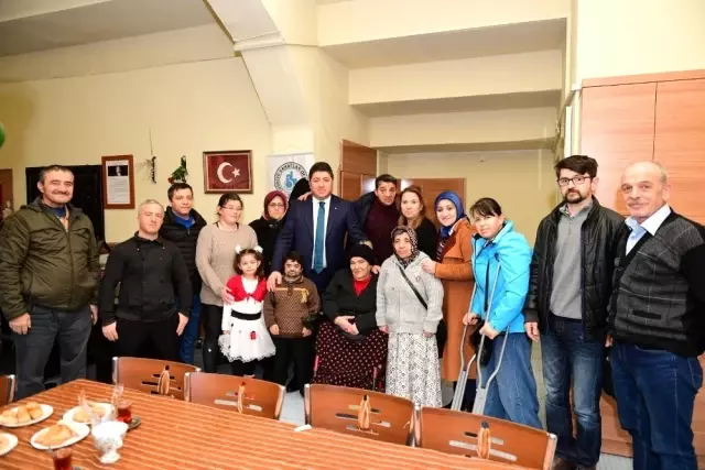 Başkandan engellilere gönül köprüsü Başkandan engellilere gönül köprüsü
