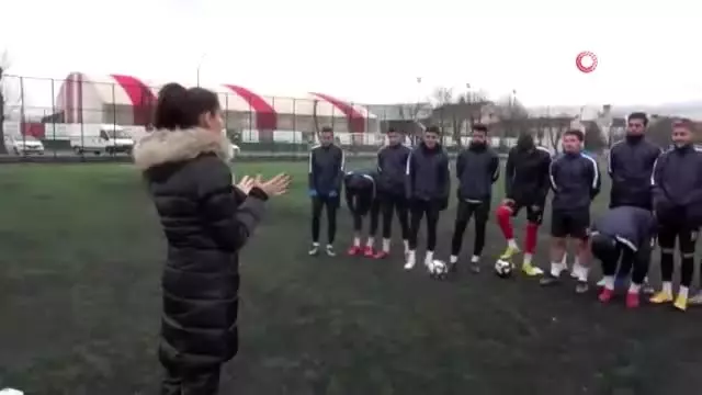 Bolu'da, 3 çocuk annesi iş kadını, futbol kulübüne başkan oldu Bolu'da, 3 çocuk annesi iş kadını, futbol kulübüne başkan oldu