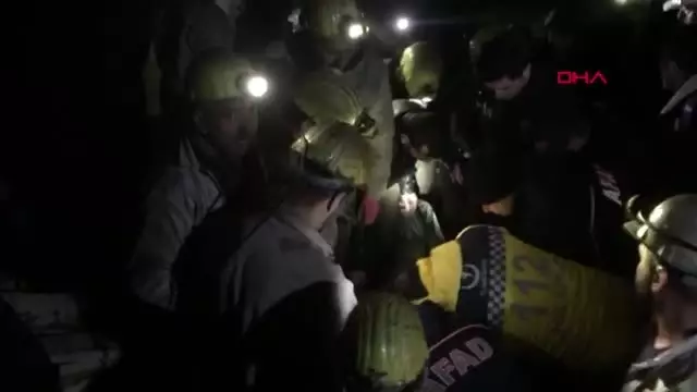 Kaçak ocakta göçükte mahsur kalan işçileri kurtarma çalışmaları devam ediyor Kaçak ocakta göçükte mahsur kalan işçileri kurtarma çalışmaları devam ediyor