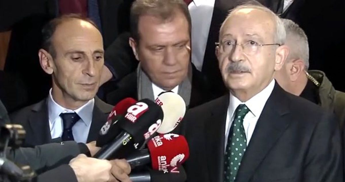 Kılıçdaroğlu, deprem bölgesinde açıklama yaparken artçı bir deprem meydana geldi