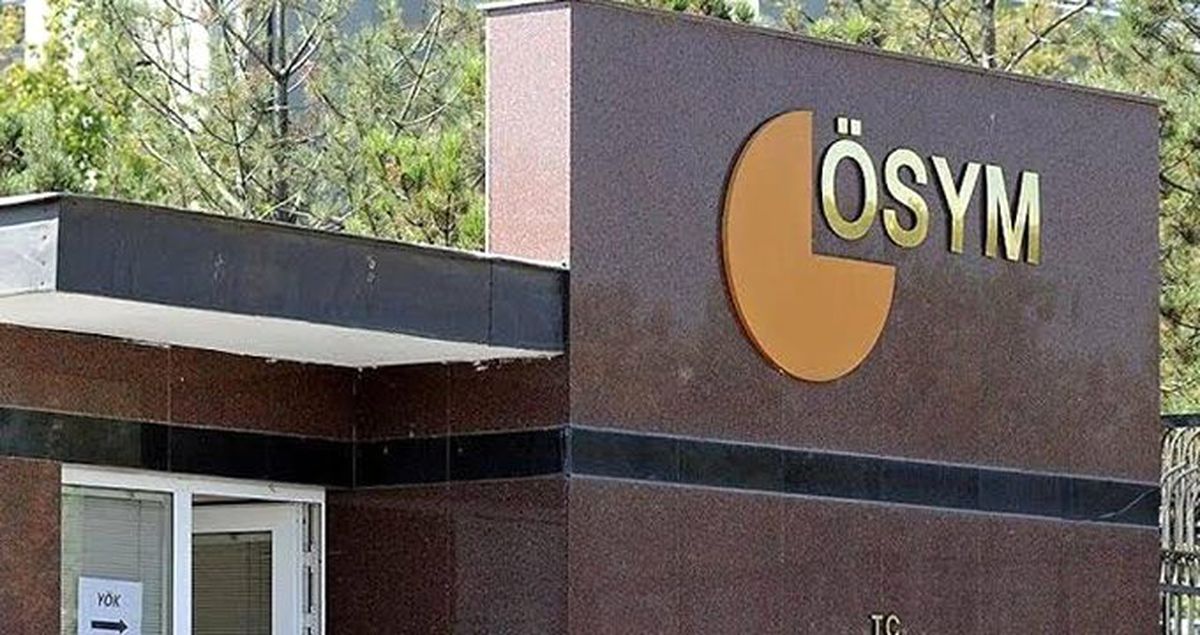 ÖSYM'nin Twitter hesabından +18'lik hesabın takip edilmesi sosyal medyada gündem oldu