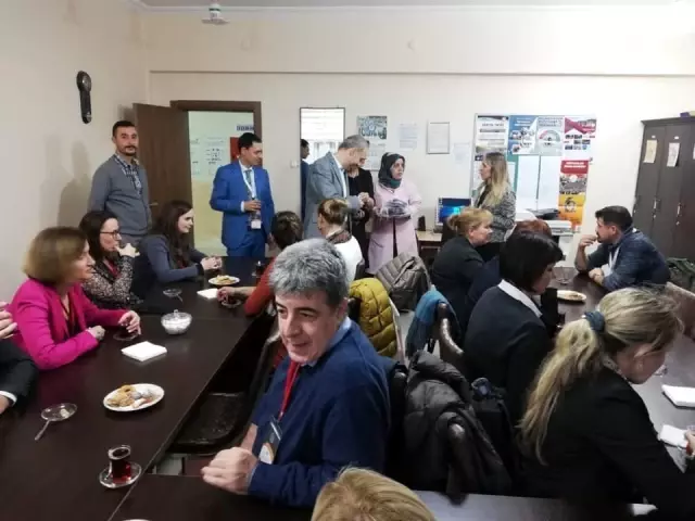 Yabancı konuklar Bozüyük HEM'i ziyaret etti Yabancı konuklar Bozüyük HEM'i ziyaret etti