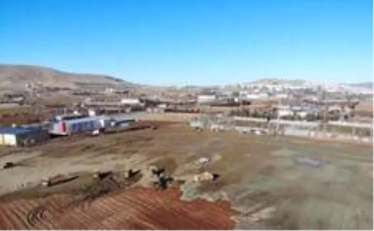 Elazığ'da konteyner kent çalışmaları sürüyor