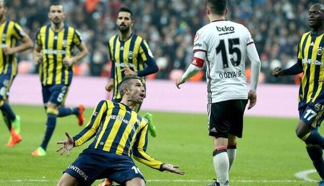 Oğuzhan Özyakup, Van Persie'den özür dilediğini açıkladı