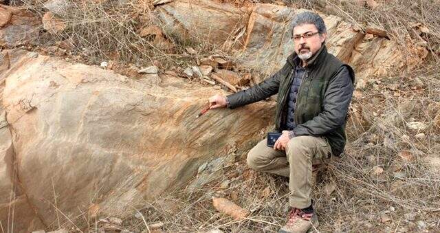 Elazığ depreminde esrarengiz ışık! Deprem uzmanı nedenini açıkladı