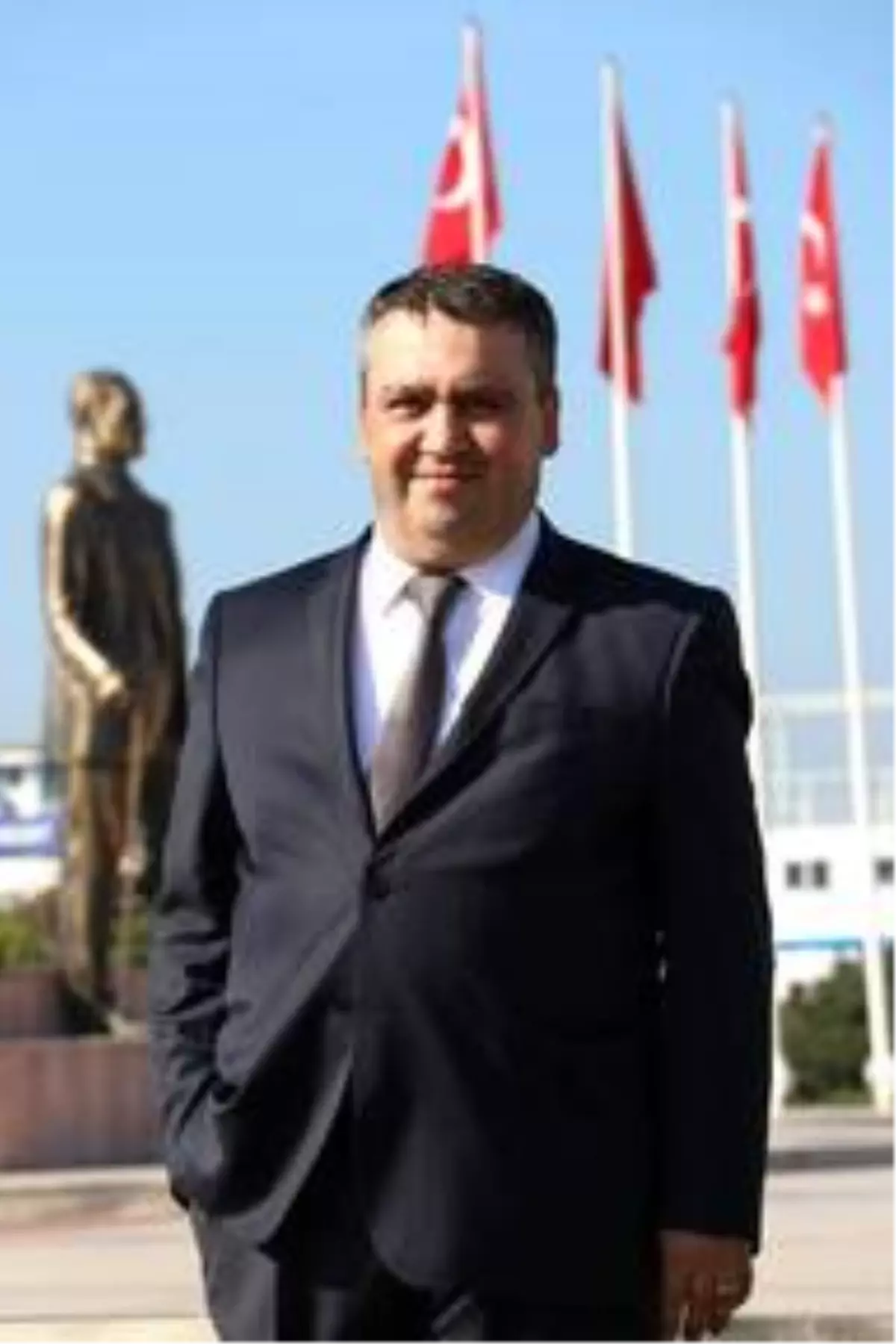 EMD İzmir Şubesi'nde Murat Demircan adaylığını açıkladı