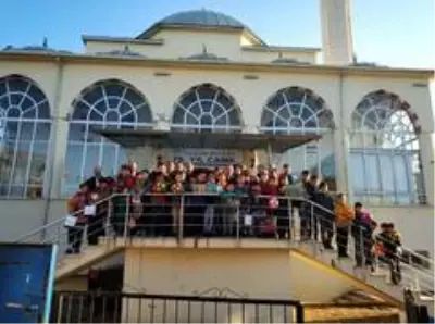 'Haydi çocuklar camiye' projesinin Yunusemre ilçe töreni yapıldı 'Haydi çocuklar camiye' projesinin Yunusemre ilçe töreni yapıldı