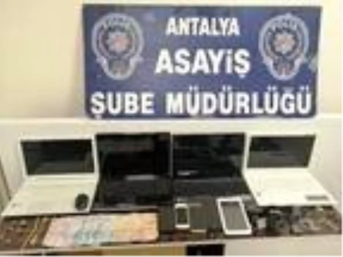 Hırsızlık için 1 ay önce Antalya'ya gelen 3 şüpheli yakalandı