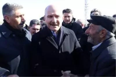 İçişleri Bakanı Soylu, Ağrı'da cenaze törenine katıldı