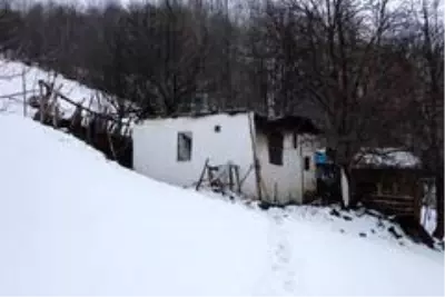 Ordu'da yangın: 1 ev kül oldu Ordu'da yangın: 1 ev kül oldu