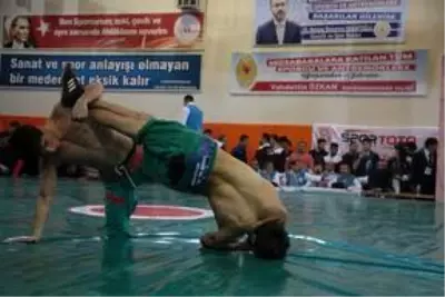 Şalvar Güreşi Dünya Şampiyonası tamamlandı Şalvar Güreşi Dünya Şampiyonası tamamlandı