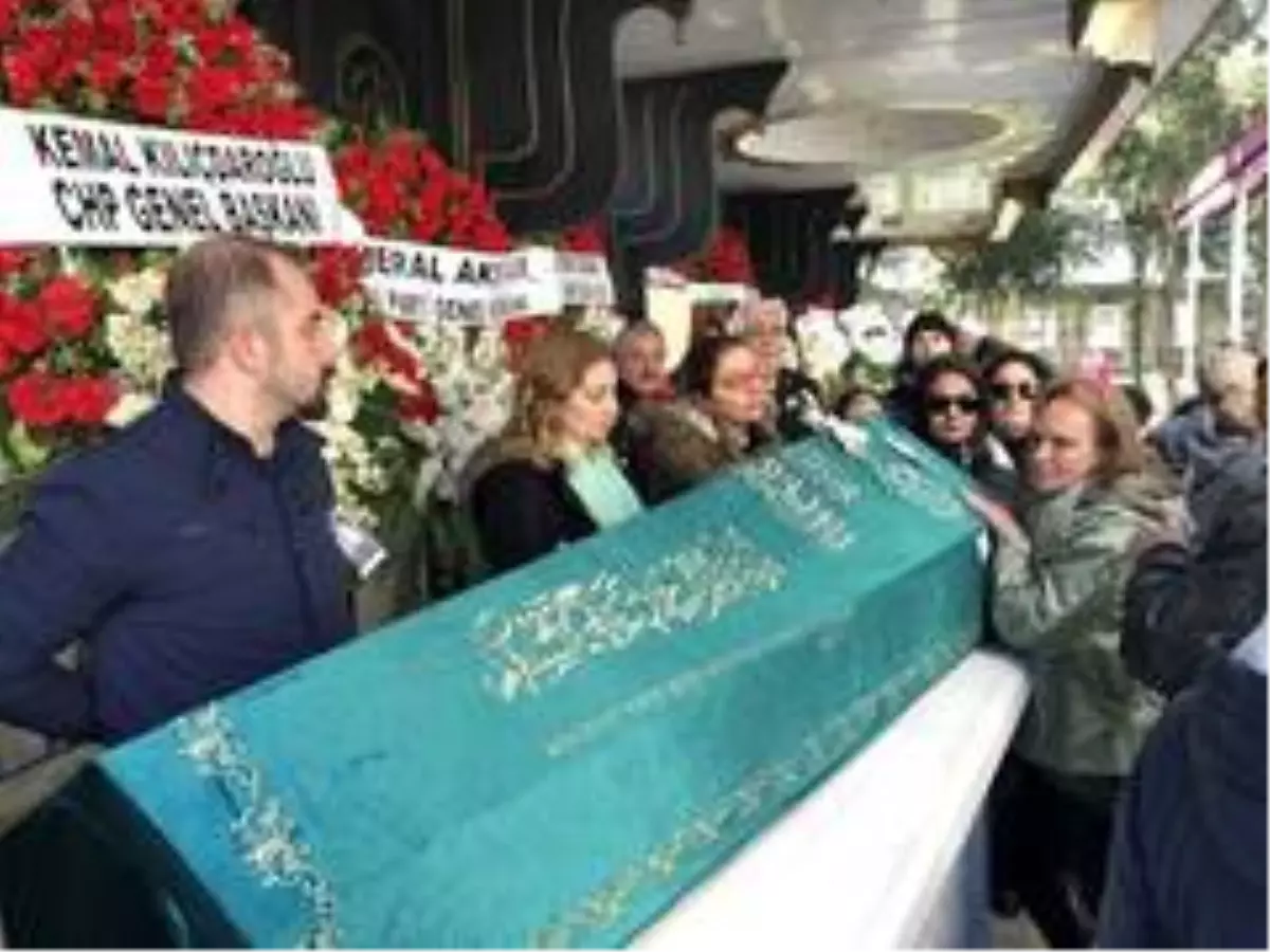 Yeşilcam'ın Ömercik'i son yolculuğuna uğurlandı