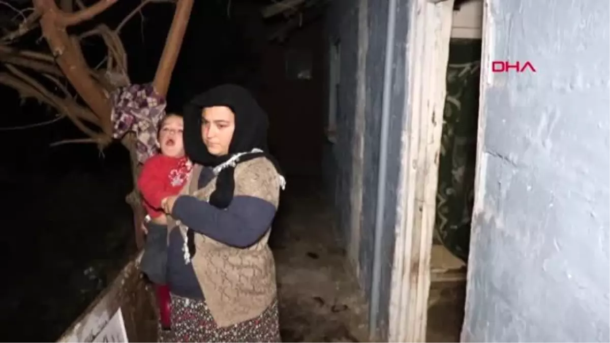 Antalya kapısız evde yaşayan ailenin �akrep� korkusu Haberler