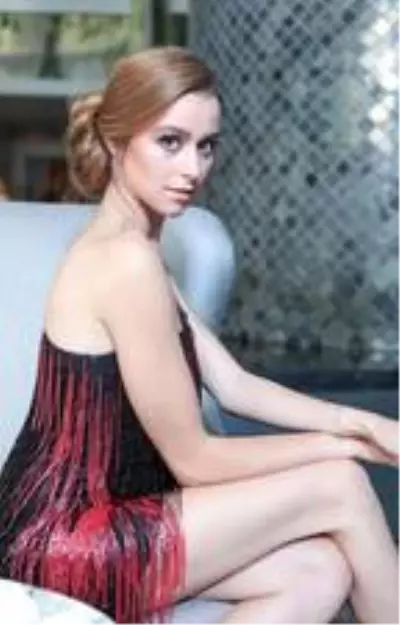 Best Model tacını babası için kazandı Best Model tacını babası için kazandı